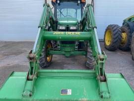 2014 John Deere 5085E