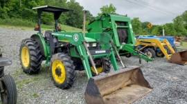 John Deere 5320