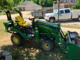 2019 John Deere 1025R