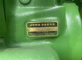 John Deere 4240