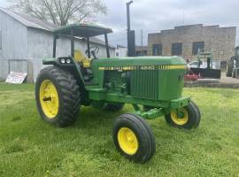 John Deere 4240