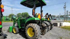 2018 John Deere 2032R