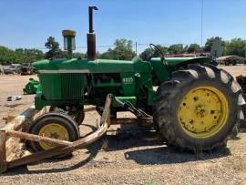 John Deere 4020