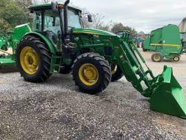 2021 John Deere 6135E