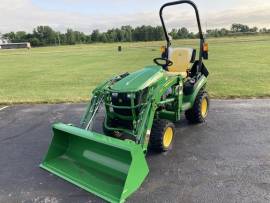 2022 John Deere 1025R