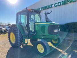 2003 John Deere 6220