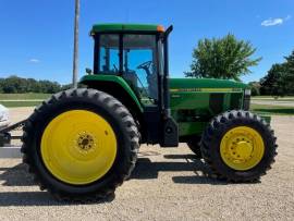 2001 John Deere 7810