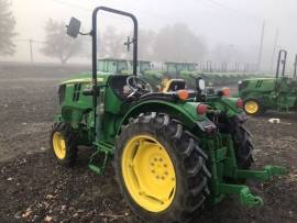 2016 John Deere 5090GV