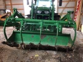 2016 John Deere 6145R