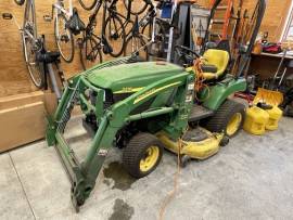 2005 John Deere 2210