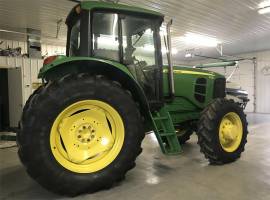 2008 John Deere 7130