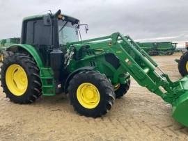 2017 John Deere 6120M