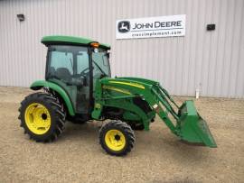 2009 John Deere 3320