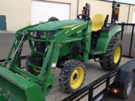 2020 John Deere 2032R