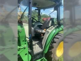 2019 John Deere 3046R