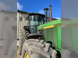 John Deere 4255