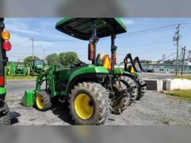 2018 John Deere 2032R