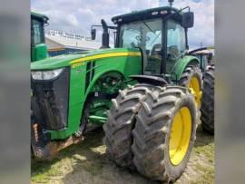 2017 John Deere 8320R