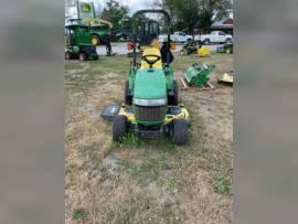 2010 John Deere 2305