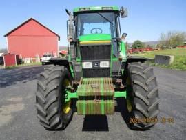 1994 John Deere 7600