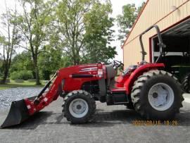 2015 Massey-Ferguson 2705E