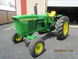 1972 John Deere 4000