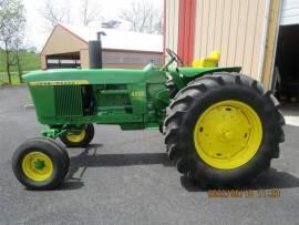 1972 John Deere 4000