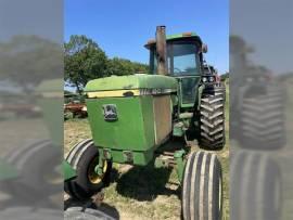 John Deere 4840