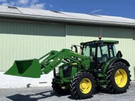 2017 John Deere 5100R