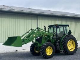 2017 John Deere 6120E