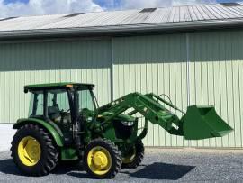 2017 John Deere 5065E