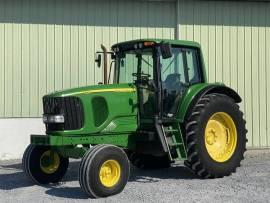 2006 John Deere 7220