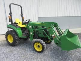 2019 John Deere 2032R