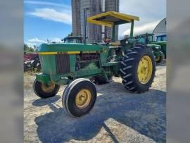 John Deere 2840