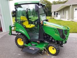 2014 John Deere 1025R