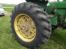 John Deere 3020D