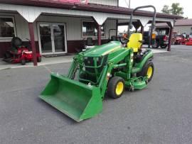 2014 John Deere 1025R