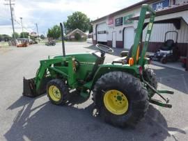 John Deere 790