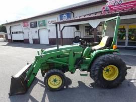 John Deere 790