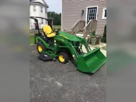 2018 John Deere 1025R