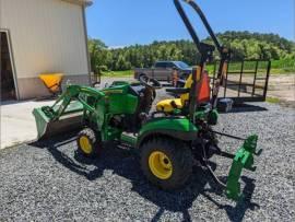 2019 John Deere 1025R