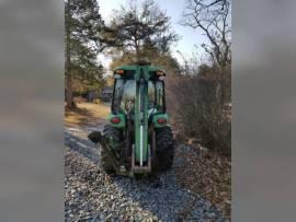 2009 John Deere 3320