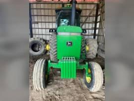 1988 John Deere 4450