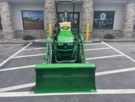 2022 John Deere 1025R