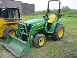 2017 John Deere 3025E