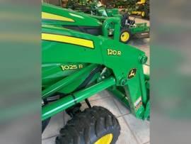 2022 John Deere 1025R