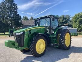 2013 John Deere 8260R