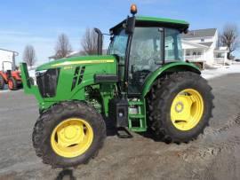 2021 John Deere 6105E