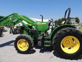 2016 John Deere 5100E