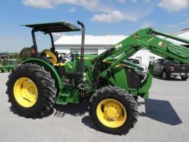 2015 John Deere 5085E